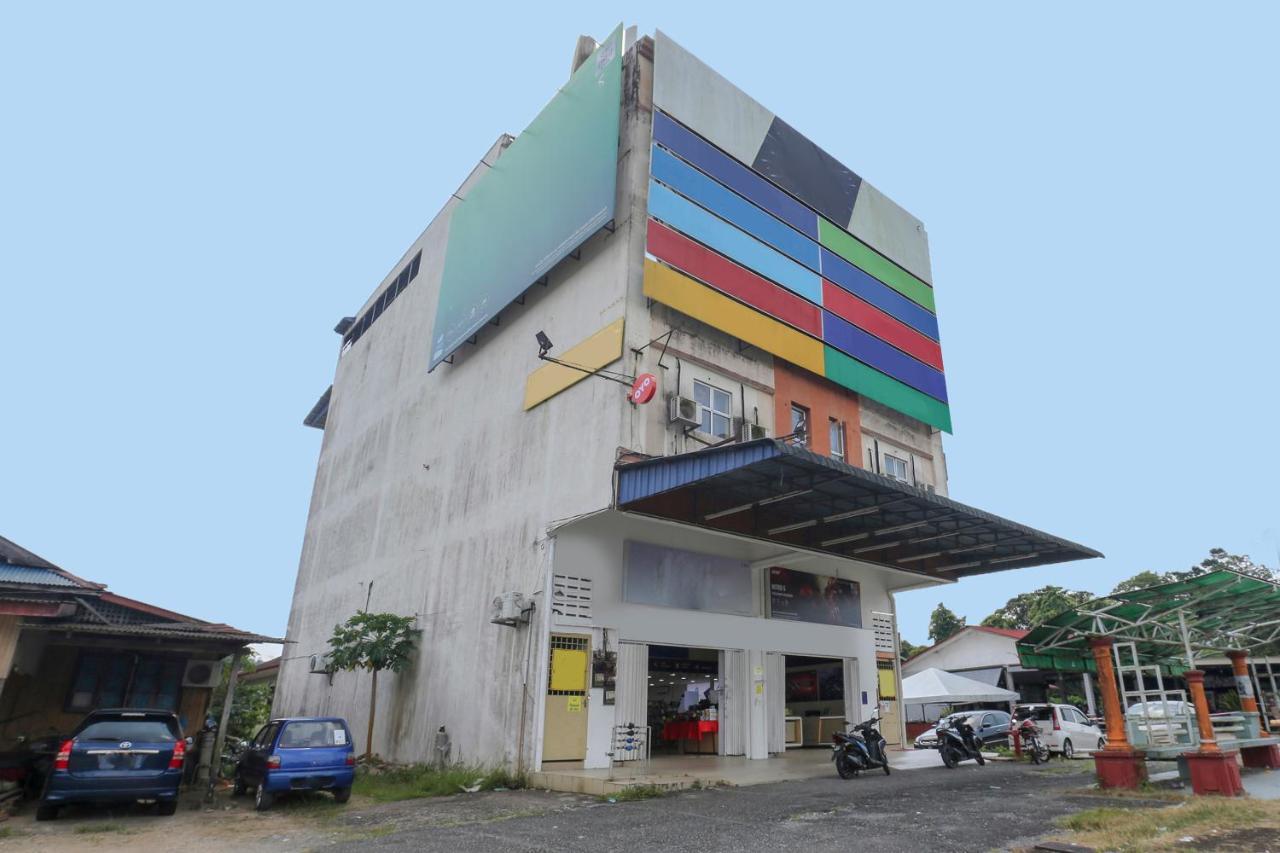 Kuala Berang Oyo 90162 Aj Hotel المظهر الخارجي الصورة